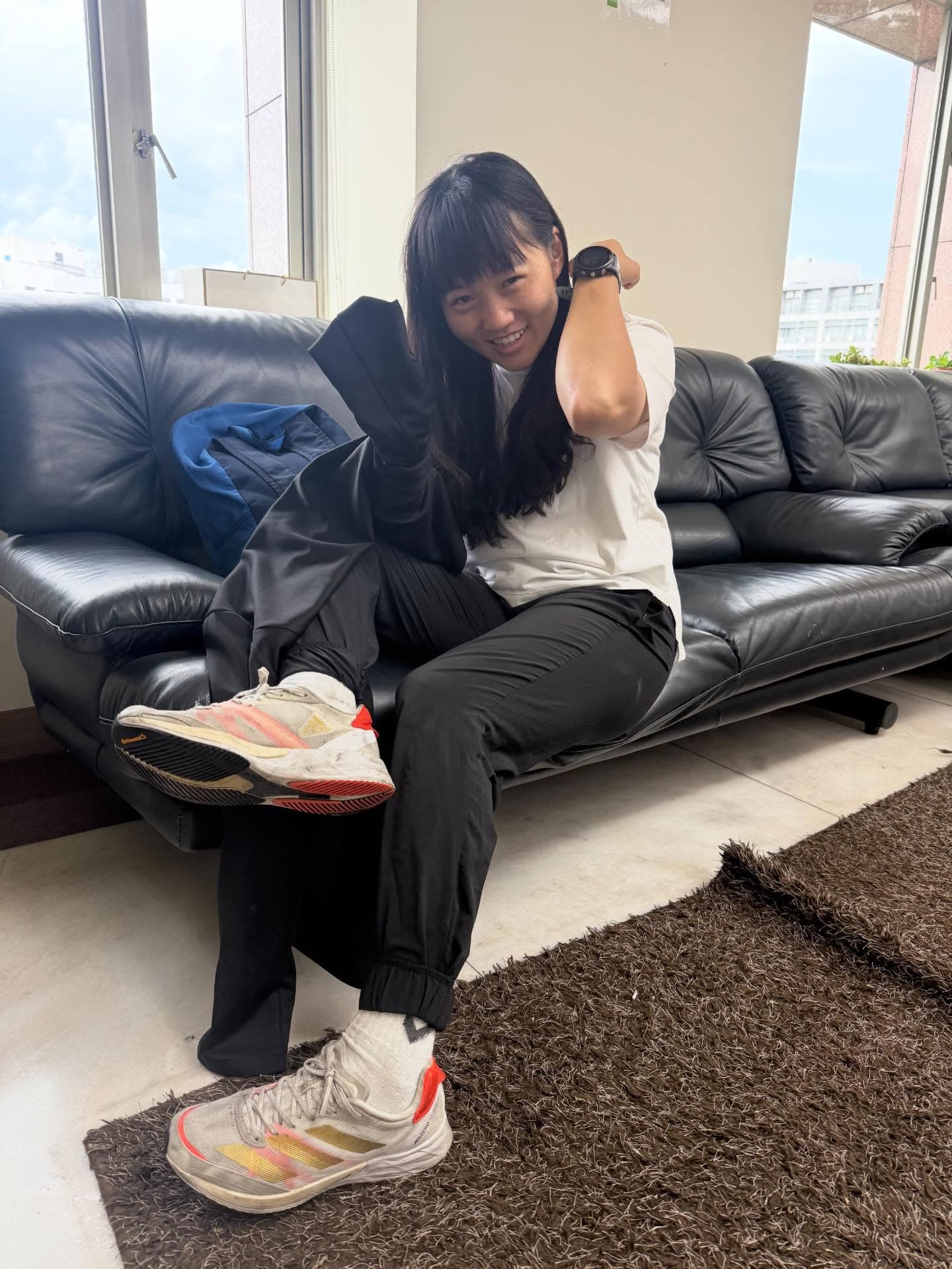台師大女足隊抽血霸凌案吹哨者簡奇陞，今日雨天騎車自摔，一度讓網友們很擔心。（翻攝自簡奇陞Threads）