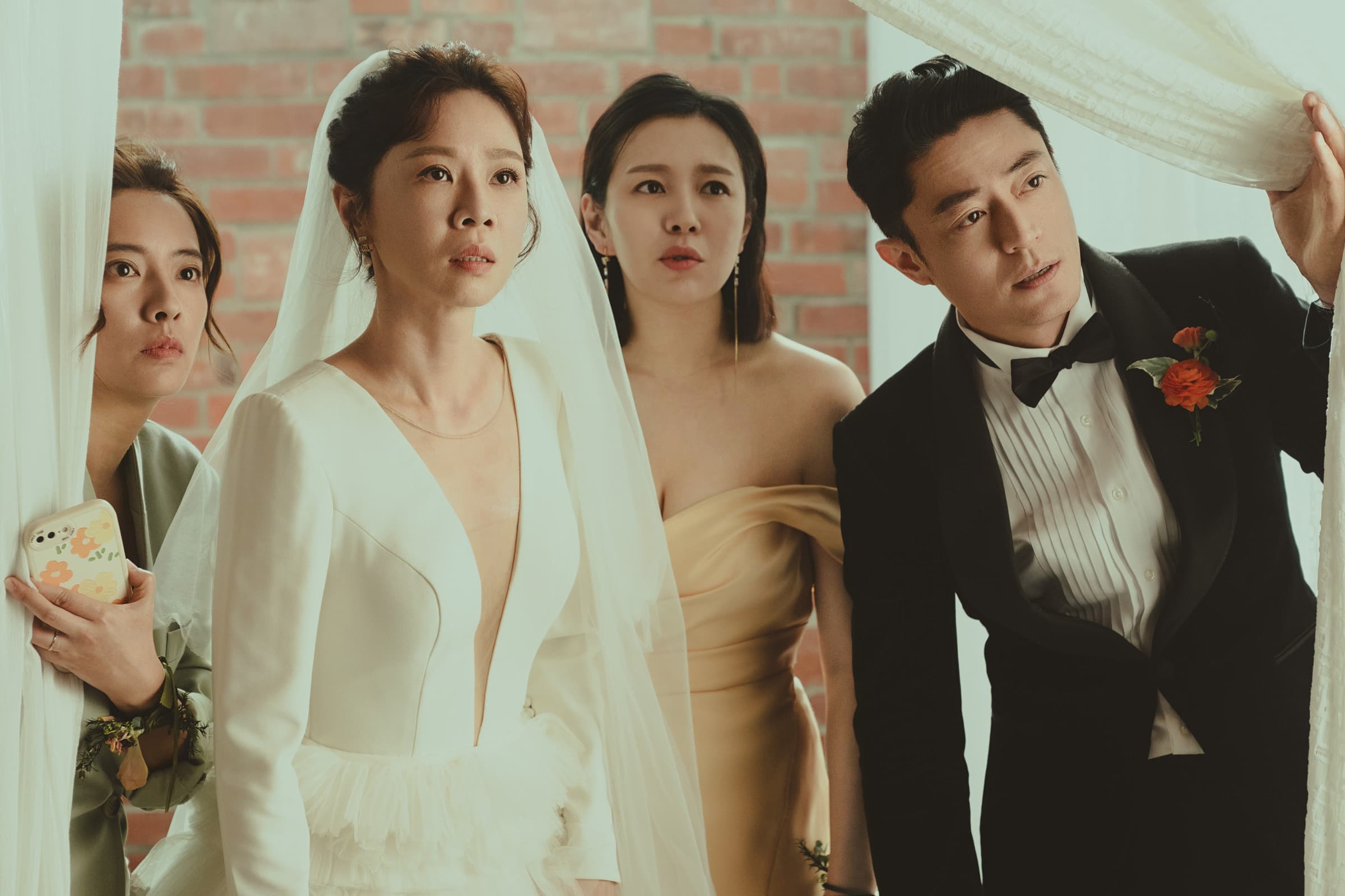 秦漢演出謝盈萱的父親，在女兒婚禮之日竟然鬧出風波。（Netflix提供）