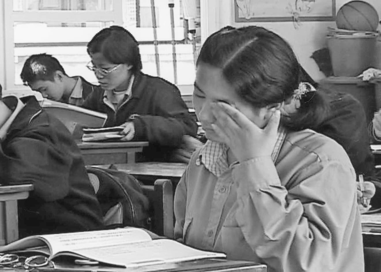 	「教改系列」紀錄片由丁曉菁的《魔鏡》打頭陣，引發熱烈討論。（《紀錄觀點》提供）