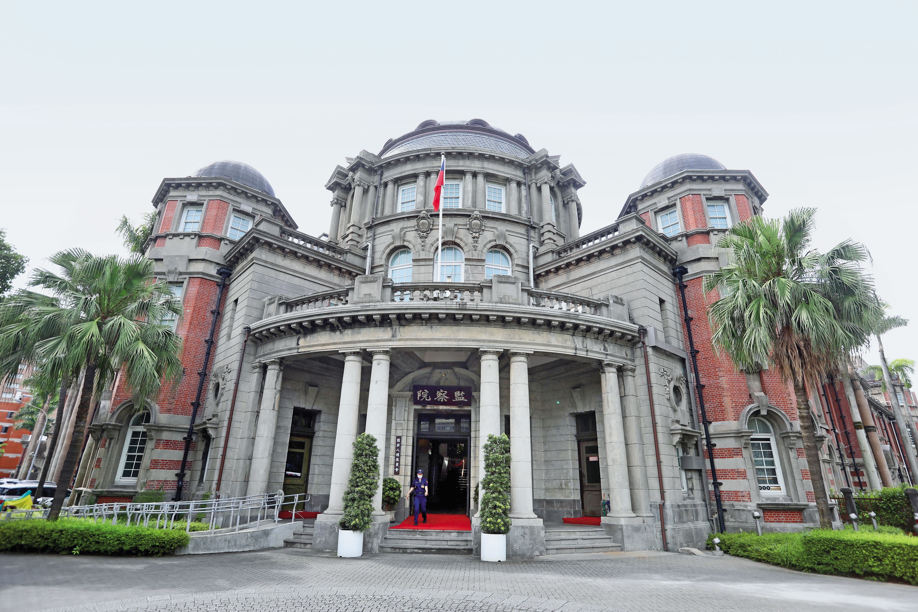 監察院（圖）彈劾前處長張應當、局長葉昭甫2人，並糾正台中市府。（鏡報林煒凱）