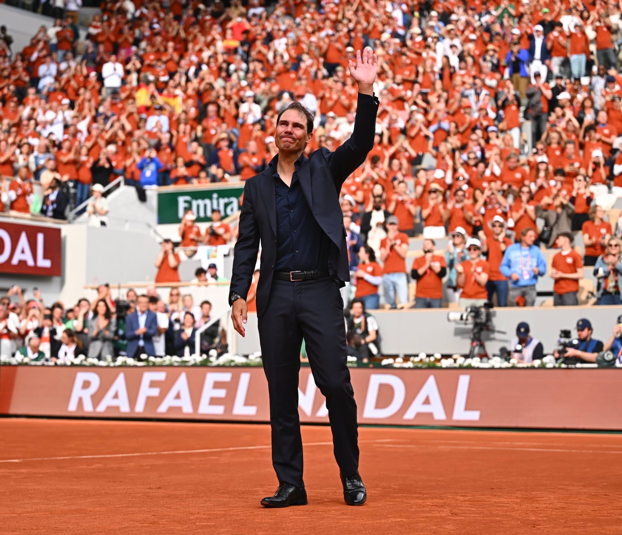 納達爾回到最熟悉的紅土球場。（翻攝X@RafaelNadal）
