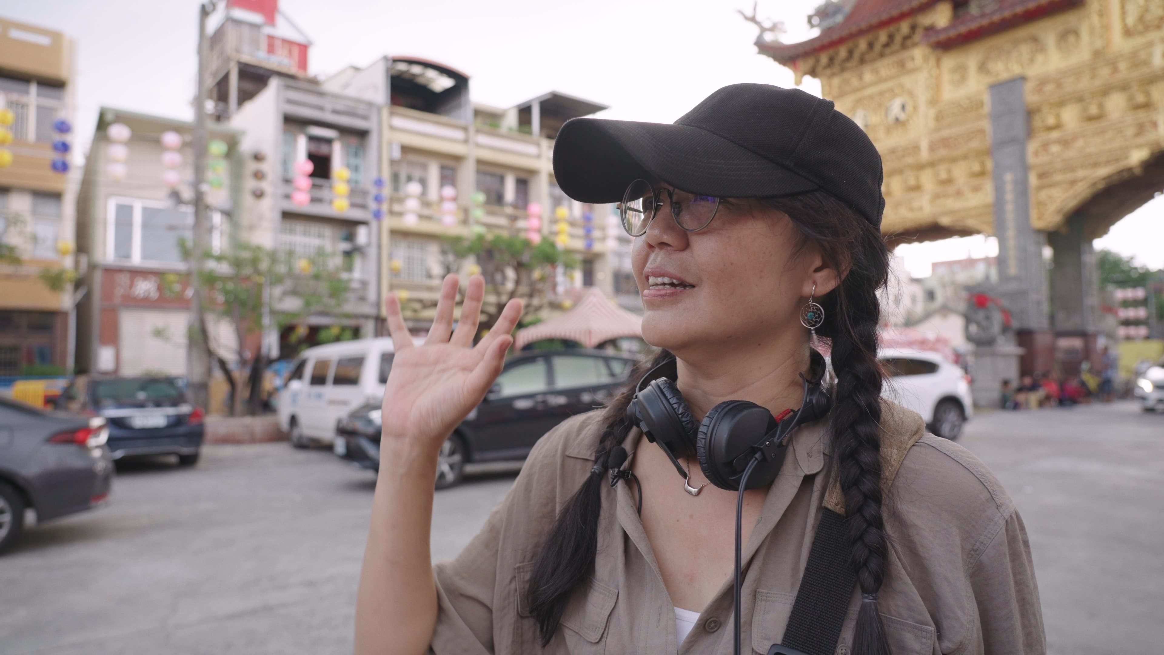聲音藝術家范欽慧在巨大的鑼鼓音量裡，感受到的卻是寂靜。（公視提供）