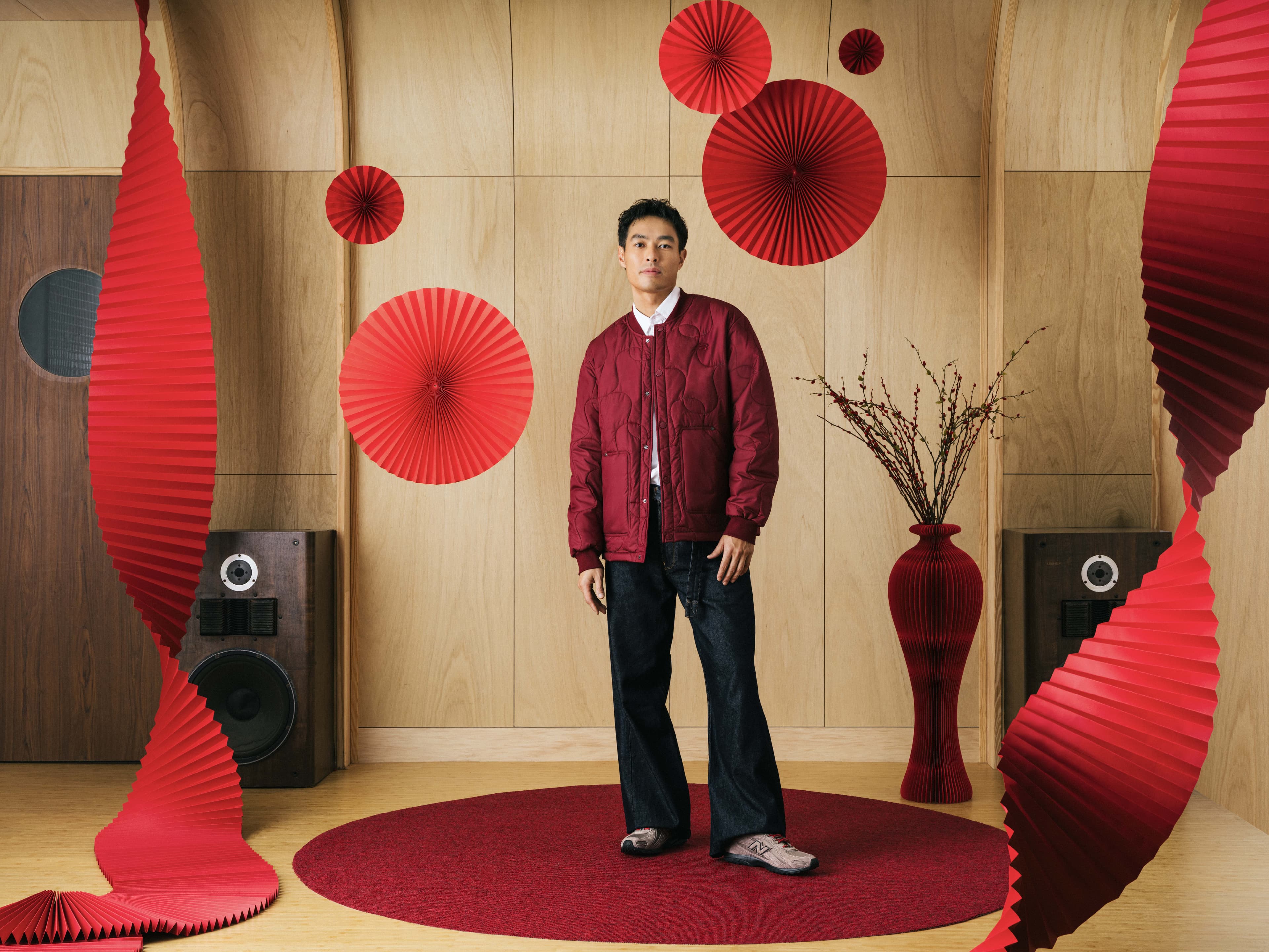 楊祐寧為 New Balance 演繹新年鞋款。（New Balance）