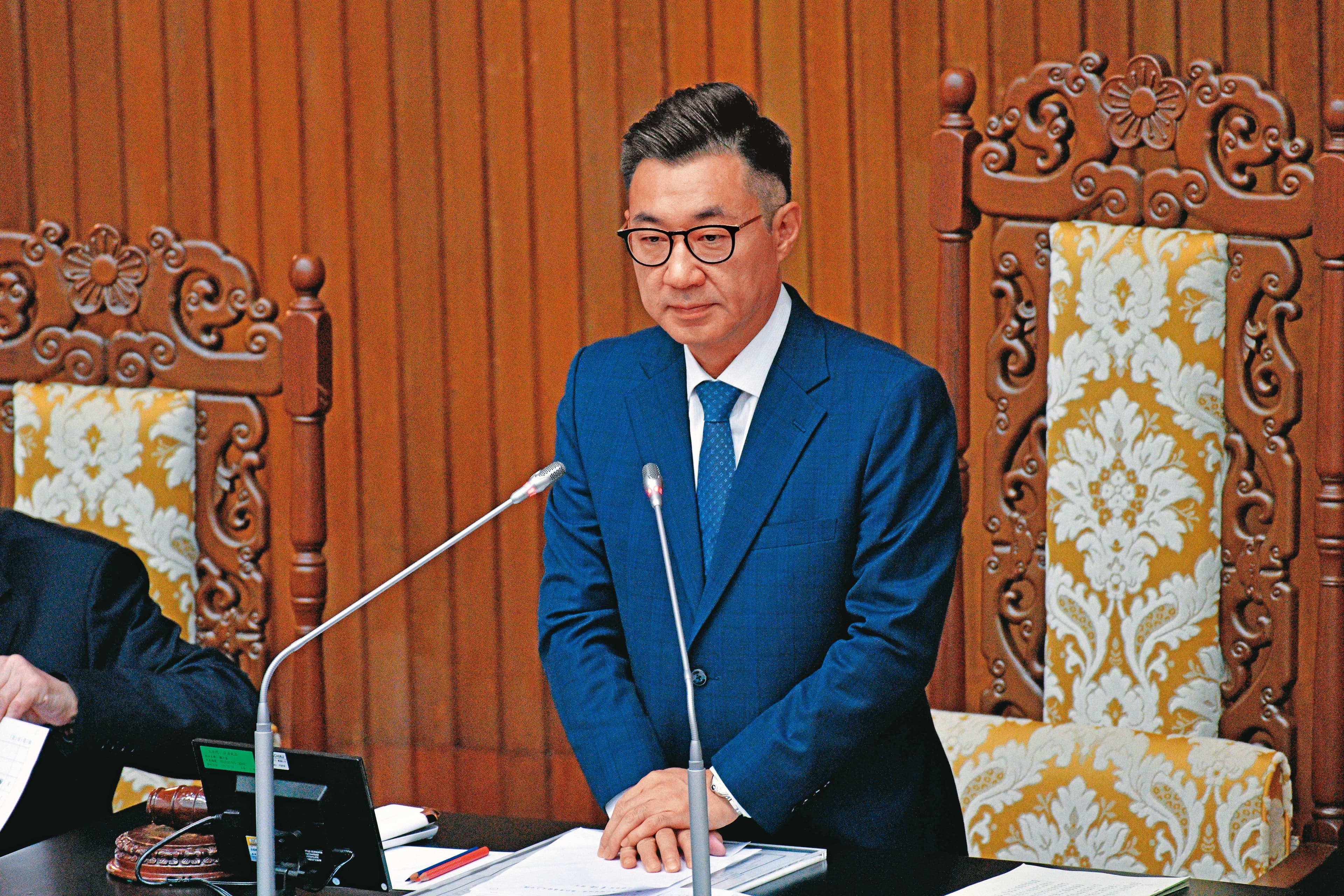 江啟臣私下不時協助藍委，是部分重大議題幕後發動機。