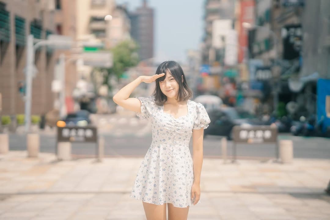 段姓女警長相甜美，不少網友在網上調侃敲碗求開單。（翻攝IG@chainxllll）