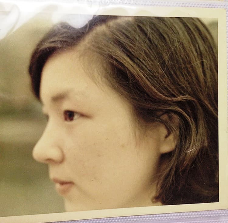 母親過世是小宜的人生分水嶺，10年走不出傷痛，最終被診斷出憂鬱症。圖為小宜的母親。（小宜提供）