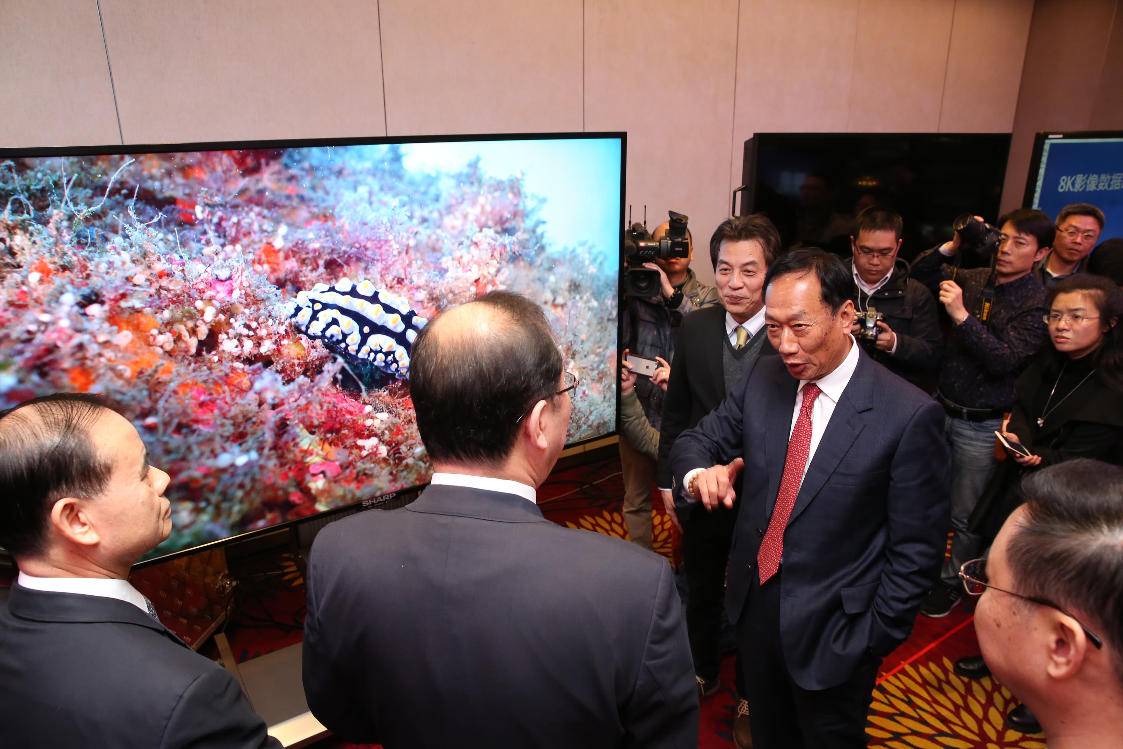鴻海董事長郭台銘積極帶領公司轉型不遺餘力。