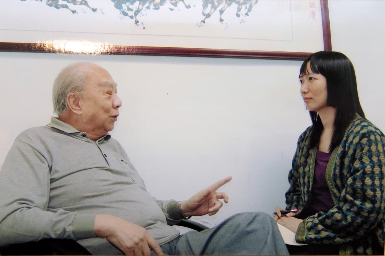 蔡璧名（右）曾經跟清代御醫傳人周成清（左）學中醫，得其畢生醫道絕學。（蔡璧名提供）