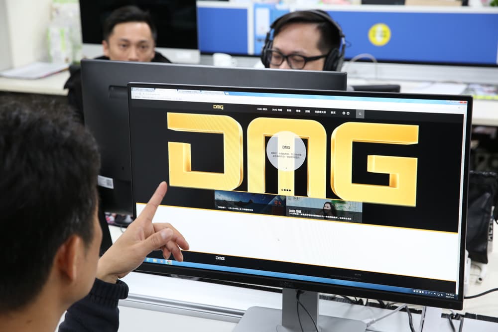 東森電視買賣一波三折，一度要賣給美商DMG集團，結果因中資問題破局。