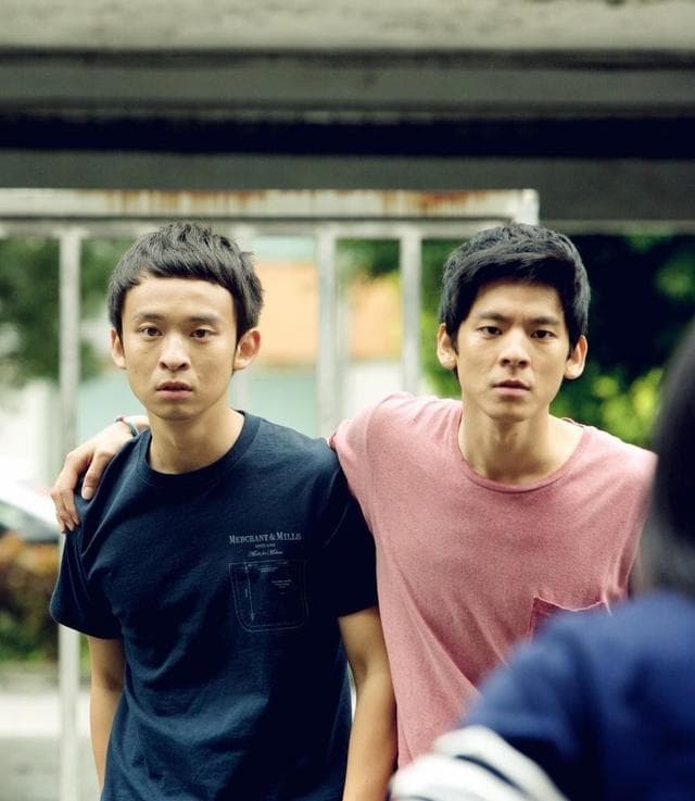 董子健藉《六弄咖啡館》被台灣觀眾熟悉。右為林柏宏。（網路圖片）