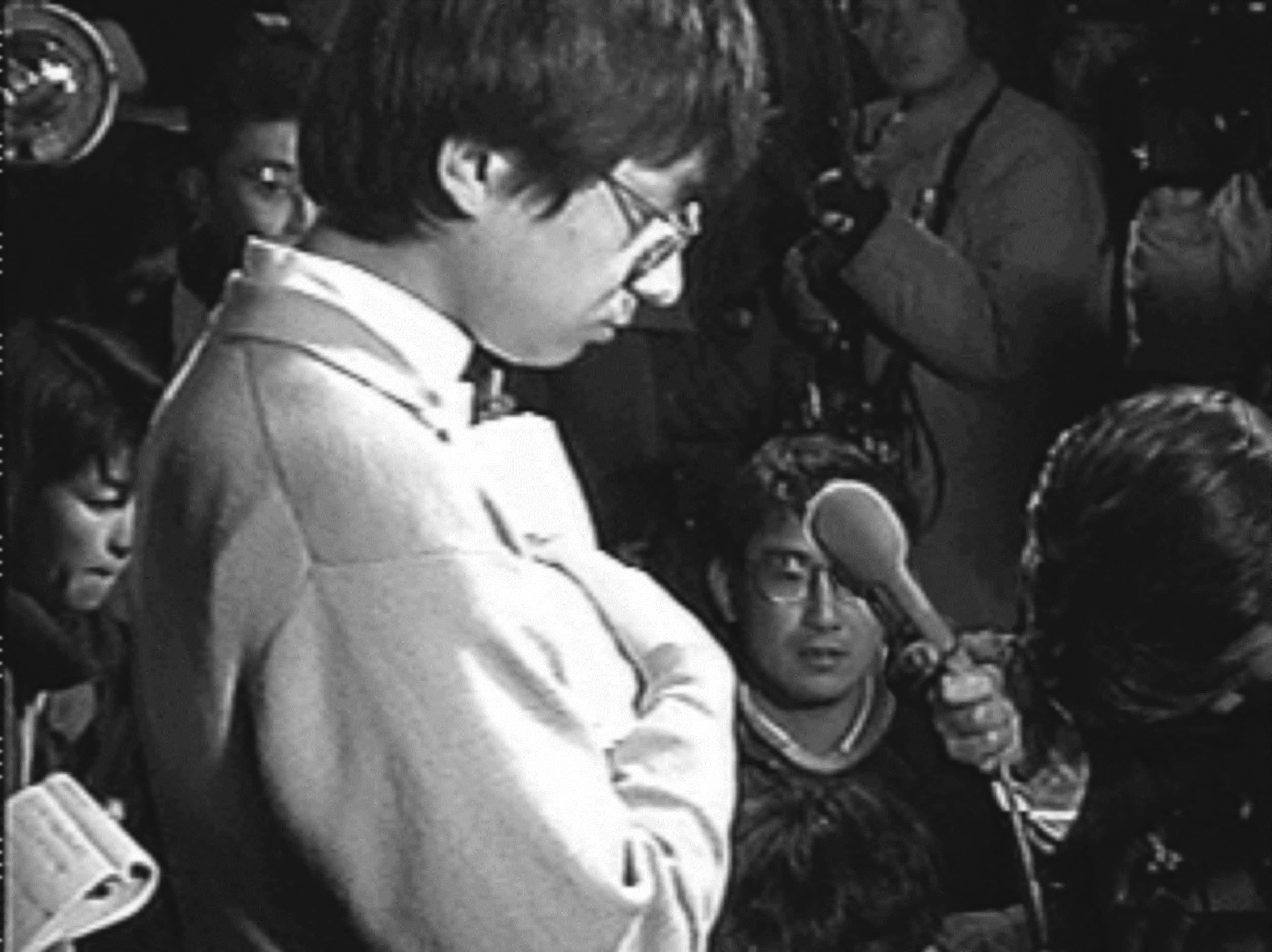 森達也紀錄片《A》記錄奧姆真理教信徒的生活，其中以宣傳部副部長荒木浩的篇幅最多。© Yasuoka/Tofoo