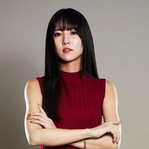 石川戀飾演冷豔OL土橋香奈子，被作品世界觀吸引的石川，對於電視劇充滿期待。