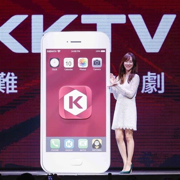 KKTV去年開台記者會同樣邀請韓星徐玄振擔任嘉賓，隨和親民的態度，讓賓主皆盡歡。（圖翻攝自網路）