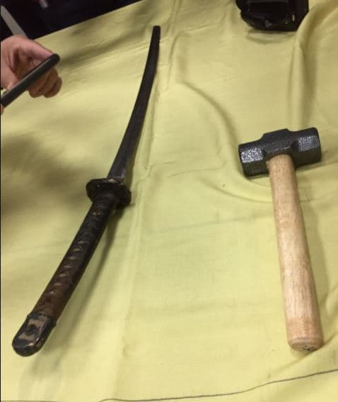 呂嫌自軍史館偷刀後，赴總統府西大門砍傷憲兵。