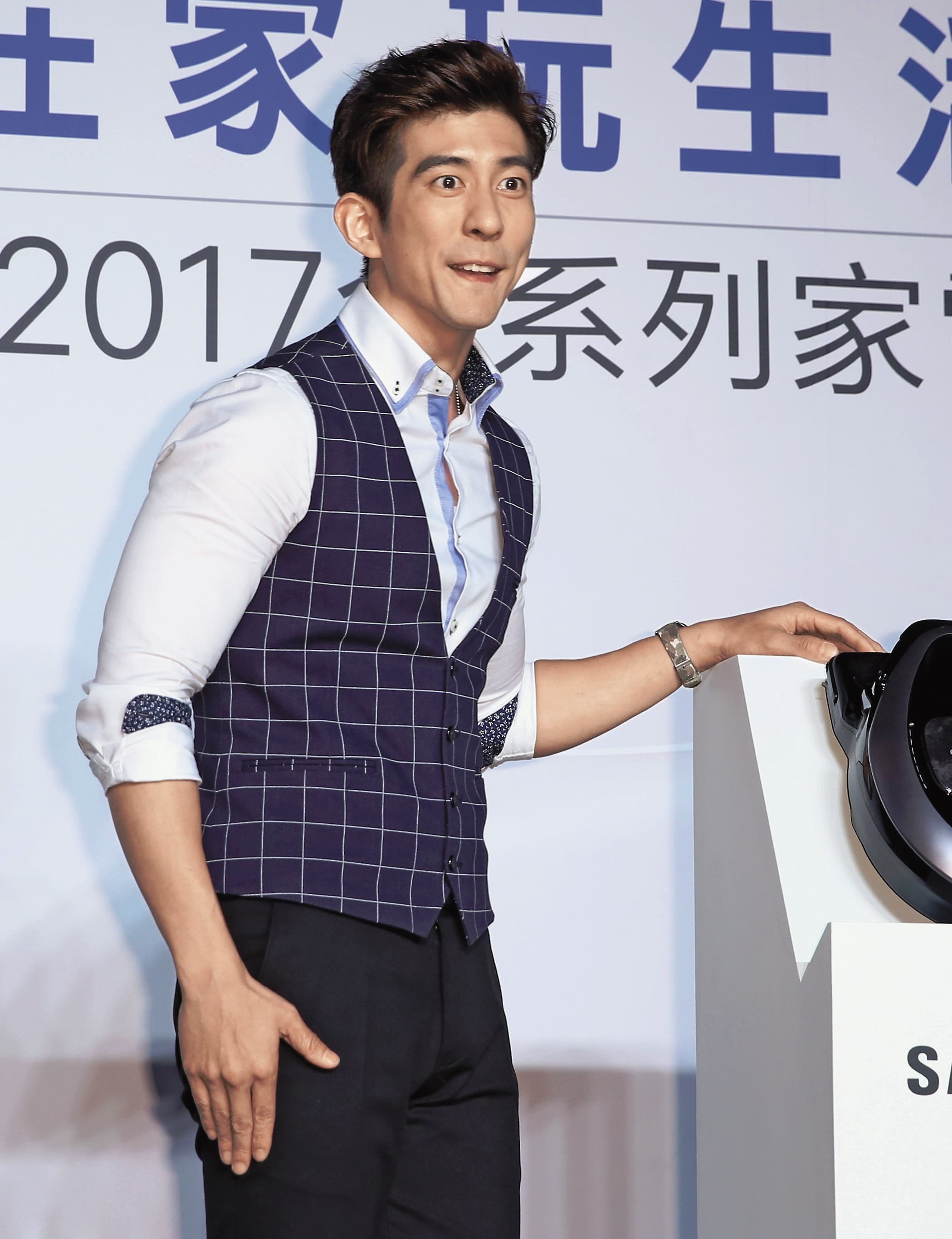 修杰楷晉升奶爸後，代言活動不斷。