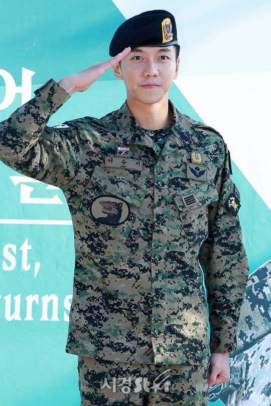 韓星李昇基在特勤部隊服役，他說透過訓練與精實生活，精神力量更堅強。（翻攝自sedaily網站）