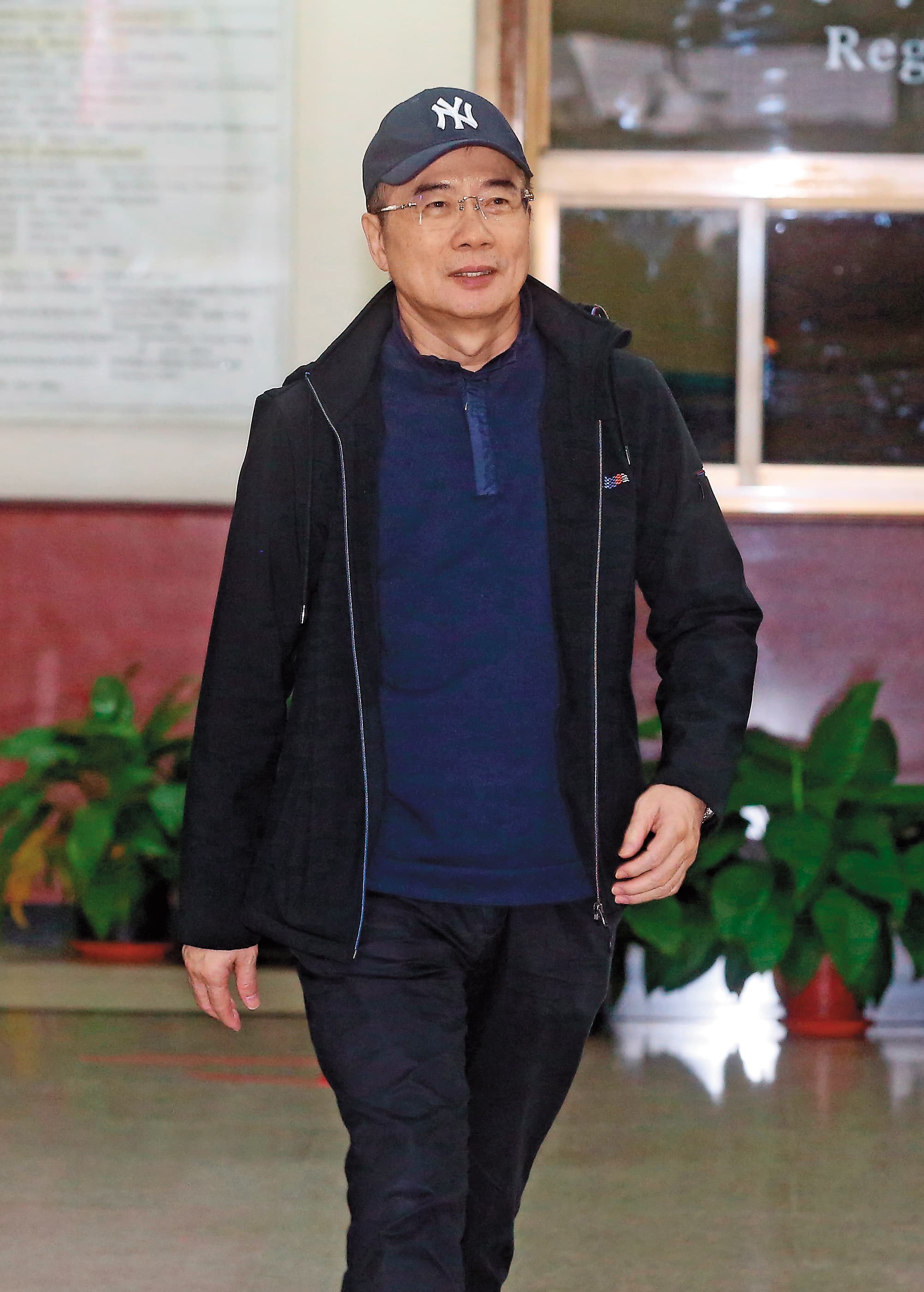前立委蔡正元供稱，中視案曾受張哲琛所託對保力達報價12億元，並向馬英九報告此事。