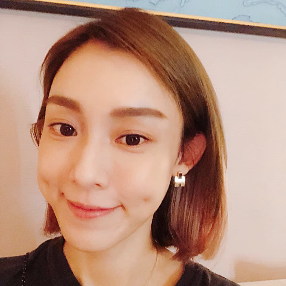 范瑋琪生下雙胞胎兒子，對外表示是自然受孕。（摘自范瑋琪臉書）