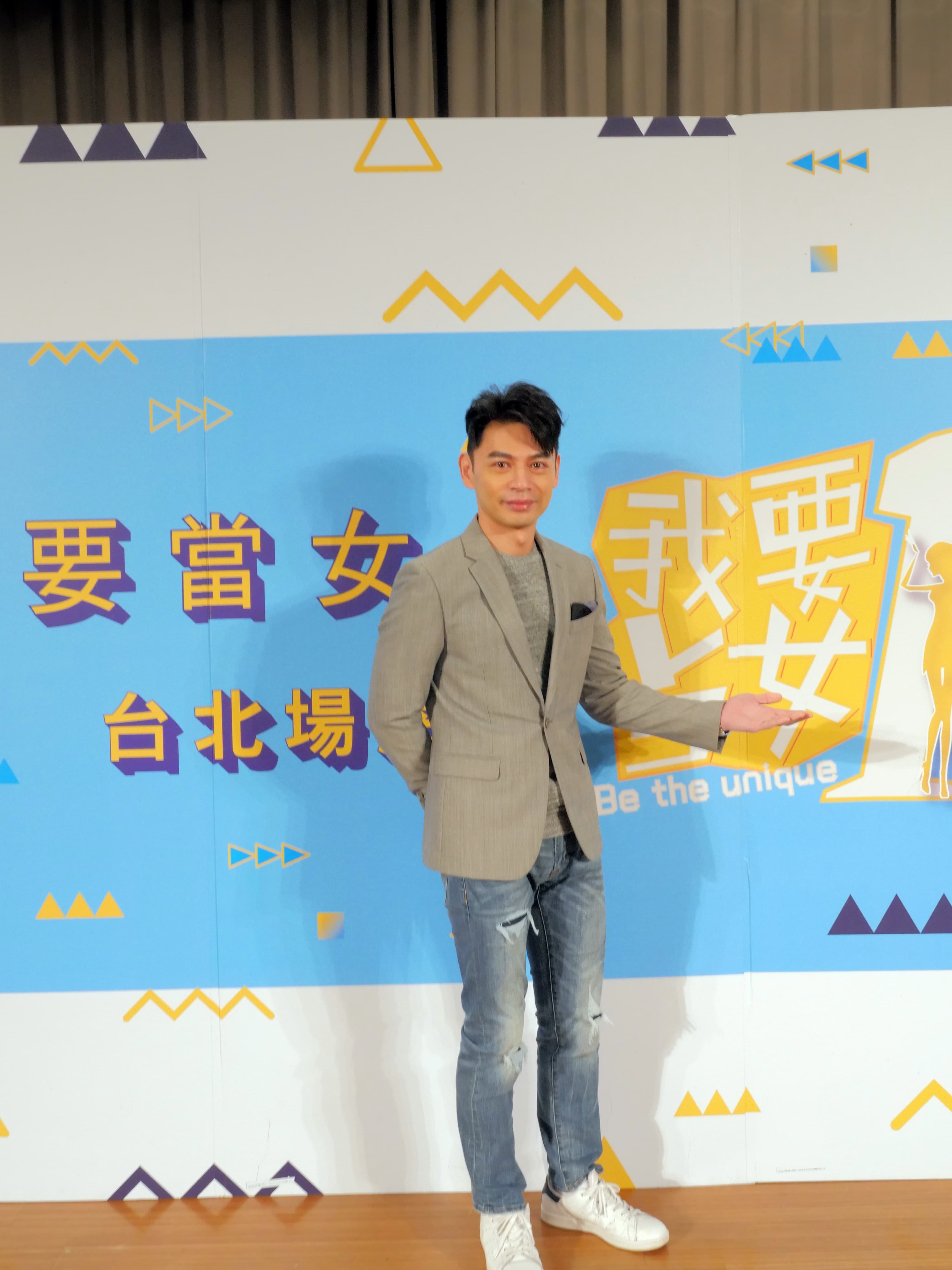 阿KEN以安心亞為例，鼓勵參賽者要非常努力。（傳遞娛樂提供）