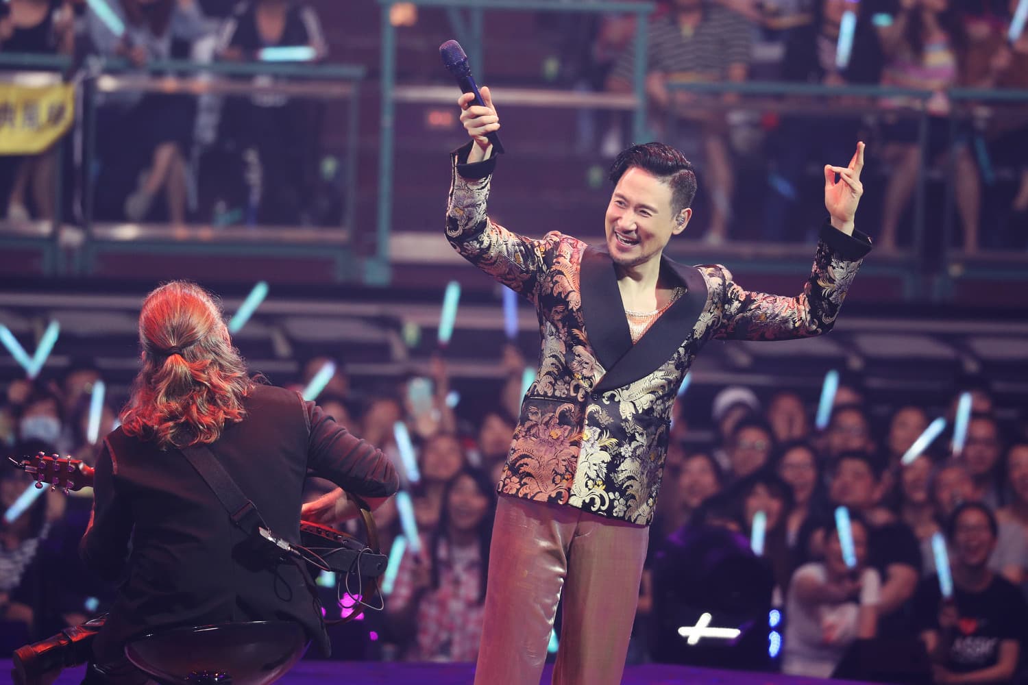 張學友透露演唱會全都來自自己的想法，所以完全融入其中，成果反應良好也讓他安慰。（環球提供）