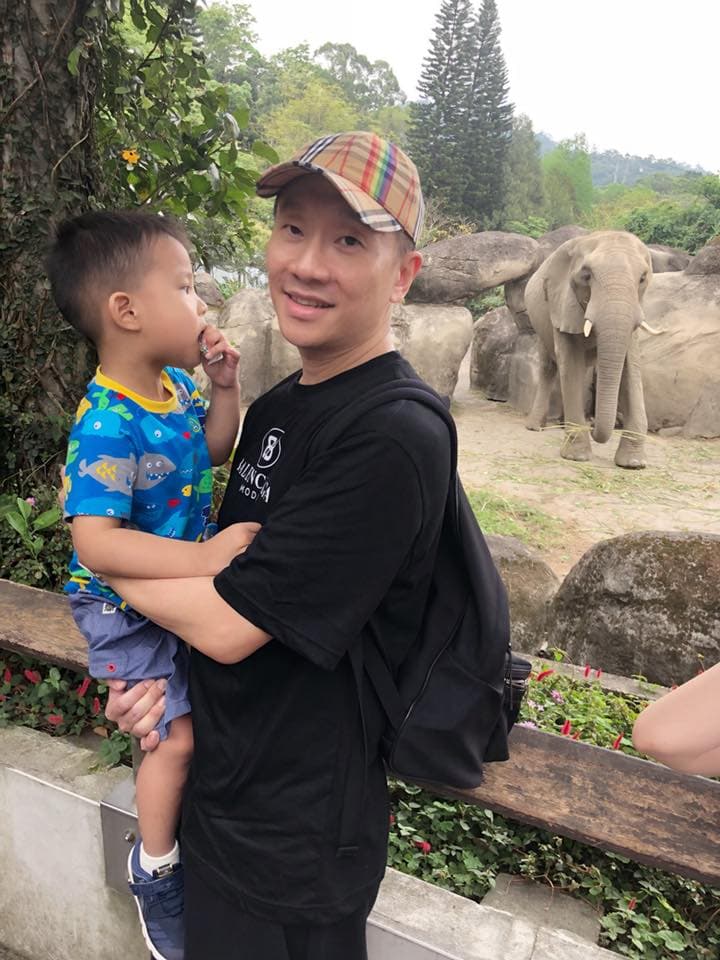 管其慧男友李康瑞已經有一個兒子，靠經營直銷業收入破千萬美金。（翻攝自臉書）