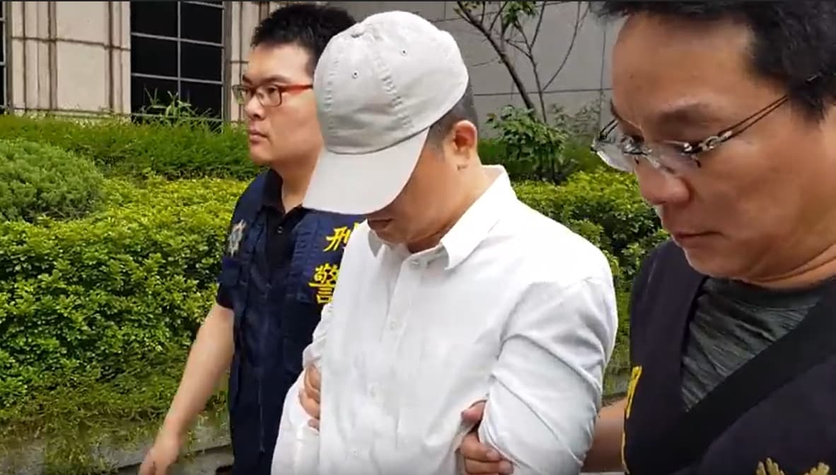 警方移送恐嚇取財的竹聯幫唐姓幹部。（刑事局提供）