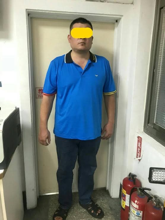 台北市一名黃姓男子誤信舊識陳女來電，在「親切的言語」下投資未見過面的陳女230萬元化妝品，到案的卻是一名年歲比自己還大的46歲楊姓車手。