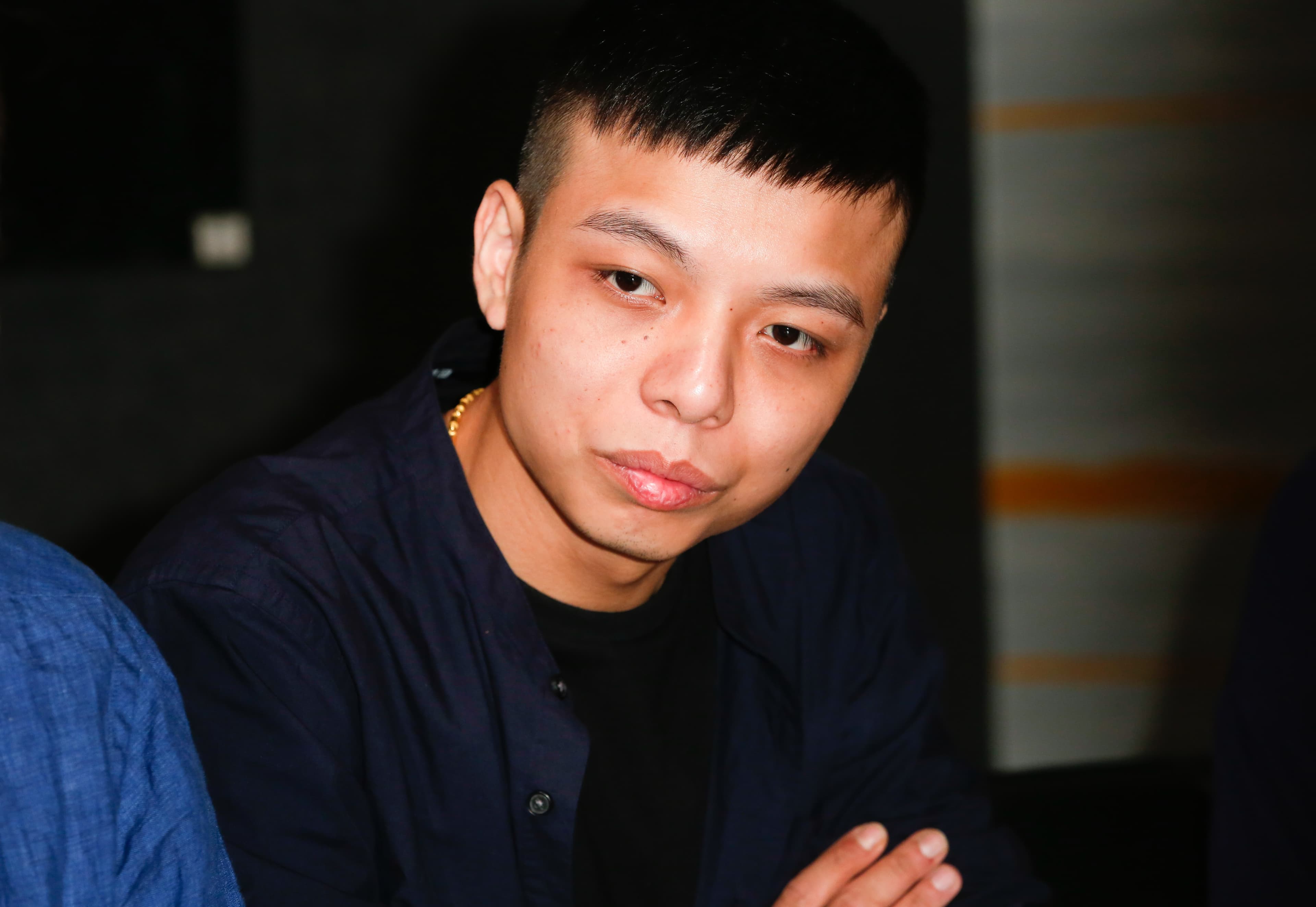 鼓手小賴看了《孤狼之血》對電影台詞「走在鋼索上，稍有偏差就會掉下去」感觸頗深。