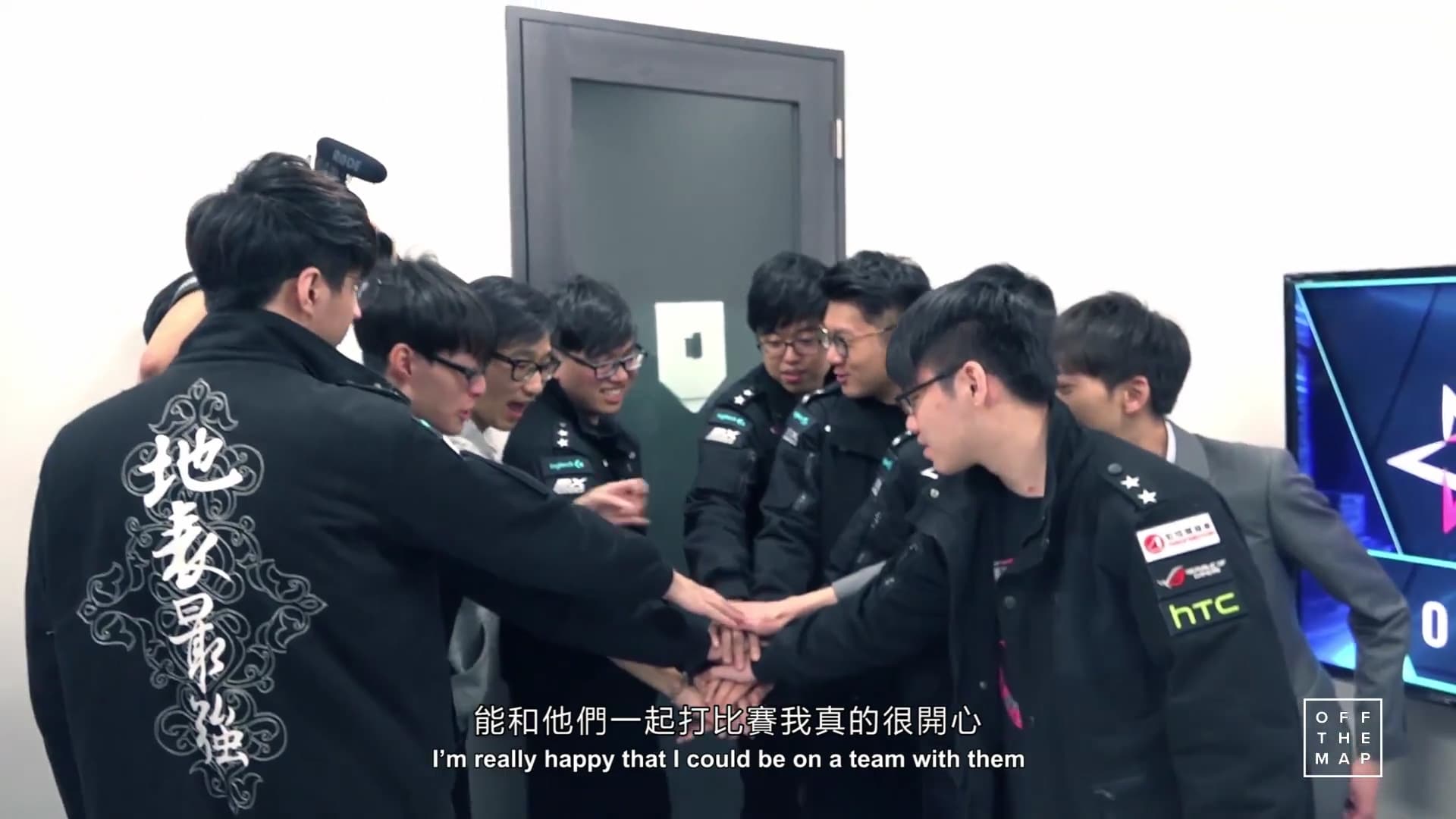 FoFo好勝心強，過去落敗會責怪隊友，但成為電競選手後讓他體會到團隊的重要。（JTteam提供）