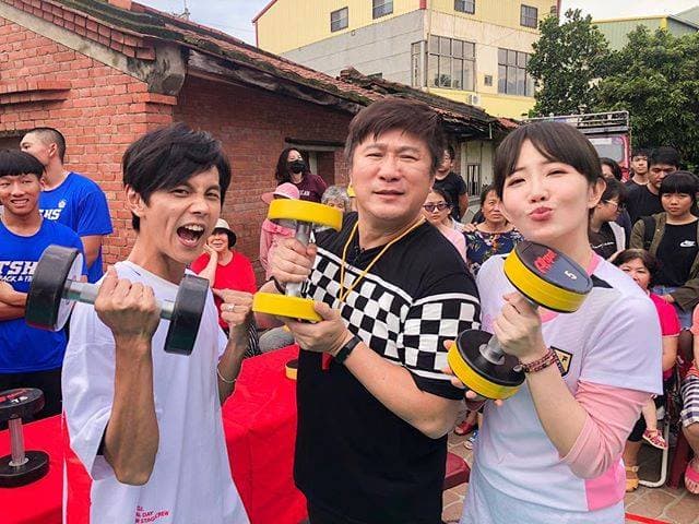 綜藝節目主持人獎，小孟預測會由主持《綜藝大集合》的胡瓜、阿翔、謝忻得到。（翻攝自綜藝大集合粉專）