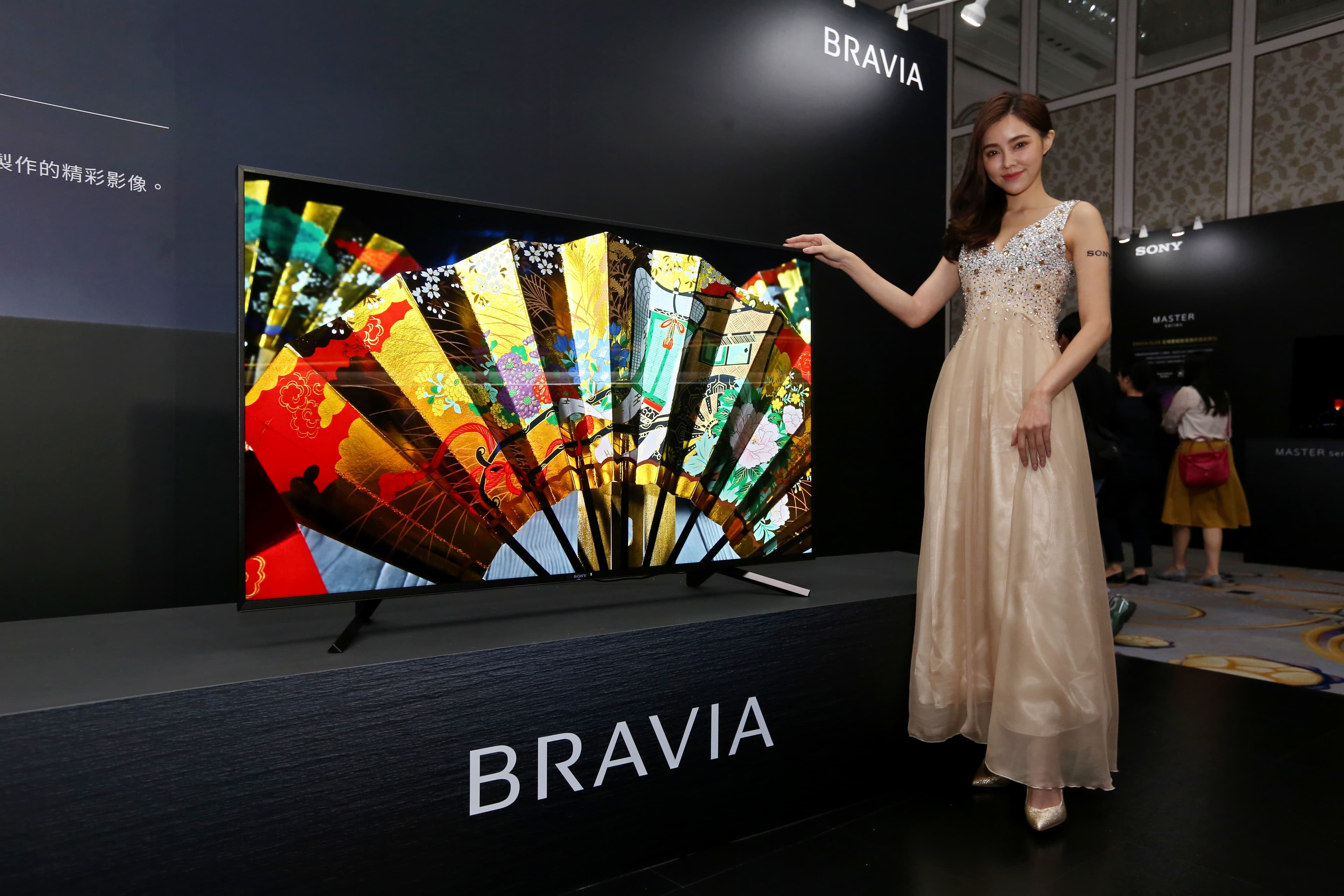 目前SONY仍以現有OLED、LED電視為主力，強化影像技術，並不躁進推出8K電視。