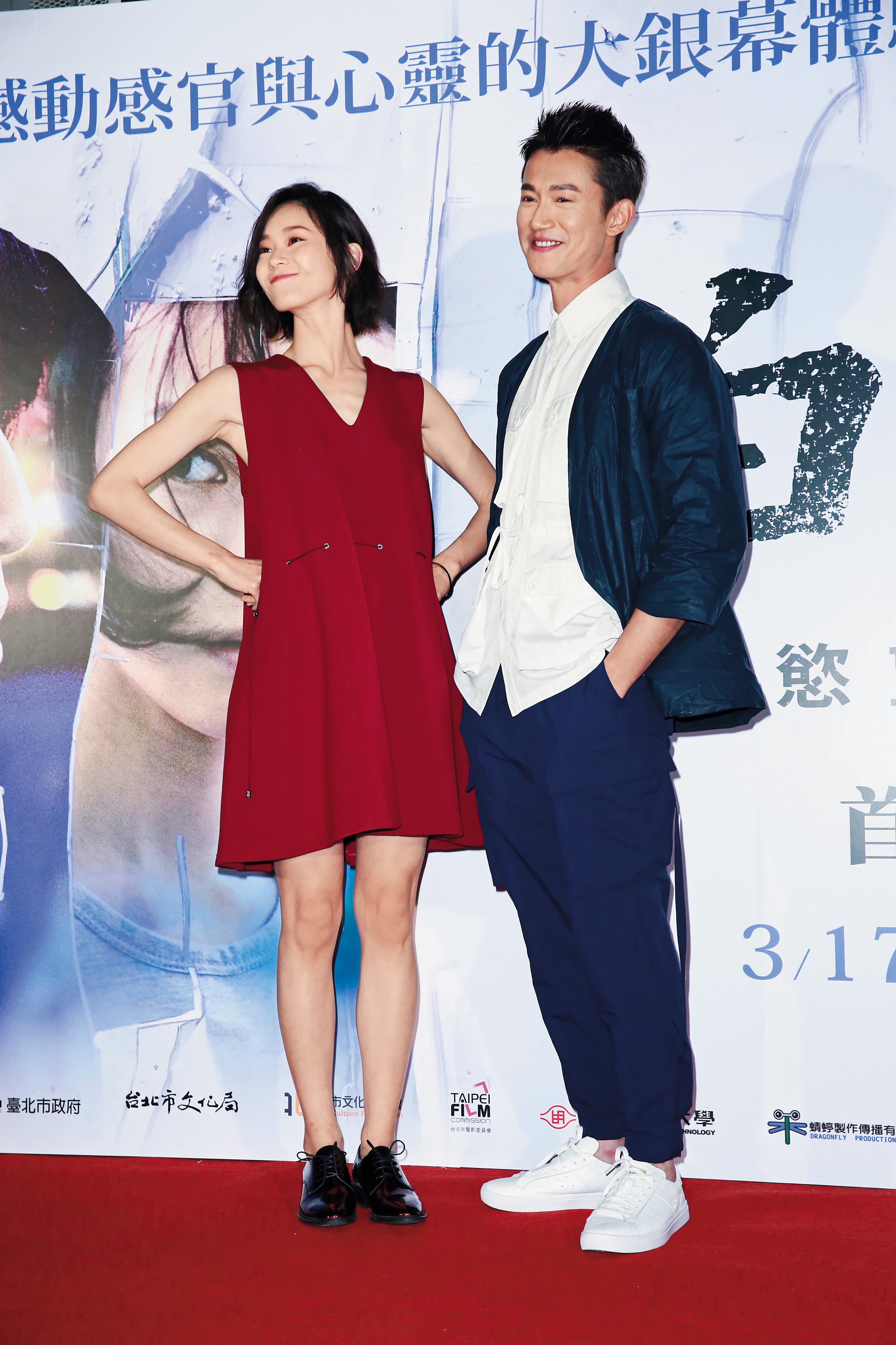 吳慷仁（右）跟鍾瑶（左）分得莫名奇妙，兩人也是假戲真愛；後來鍾瑶還跟小樂傳過曖昧，但後來不了了之。