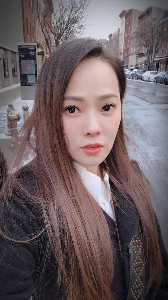 伊能靜高齡產女，與小老公秦昊經常被直擊出雙入對。（翻攝自伊能靜臉書）