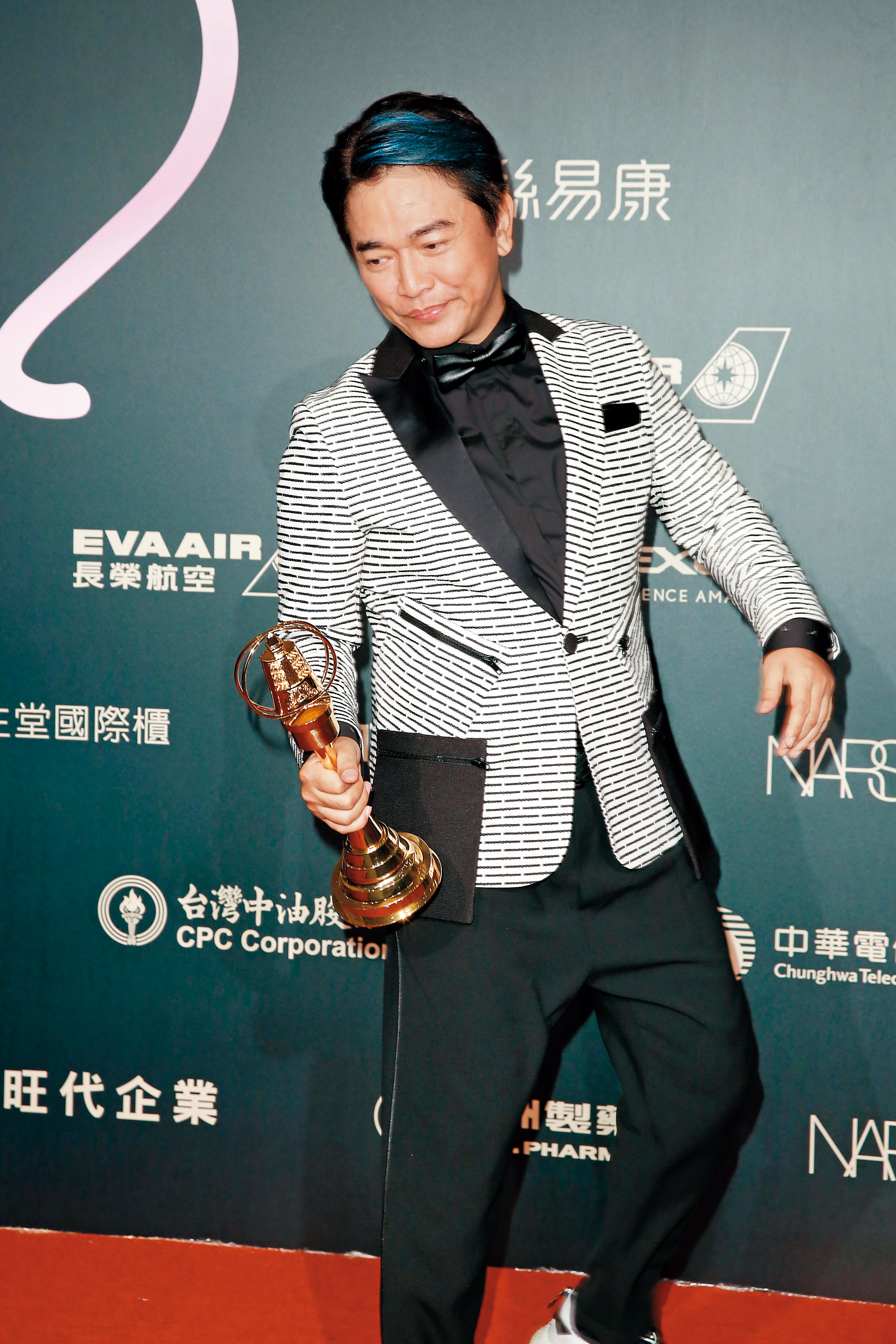 吳宗憲連續2年奪得金鐘主持人獎，演藝事業再度掀起一波高潮。