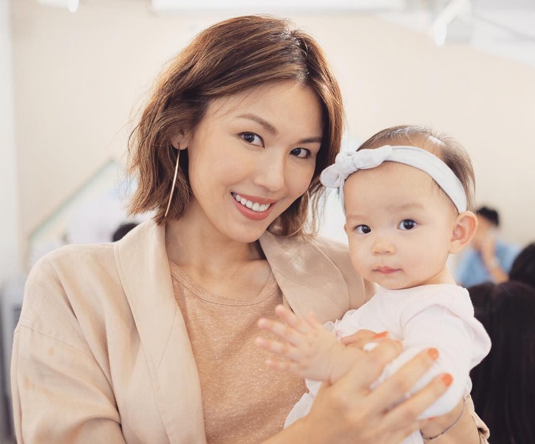 港星何嘉莉身受婦女病之苦，生理狀況非常混亂，曾以為很難懷孕，沒想到意外懷孕。（翻攝自何嘉莉IG）