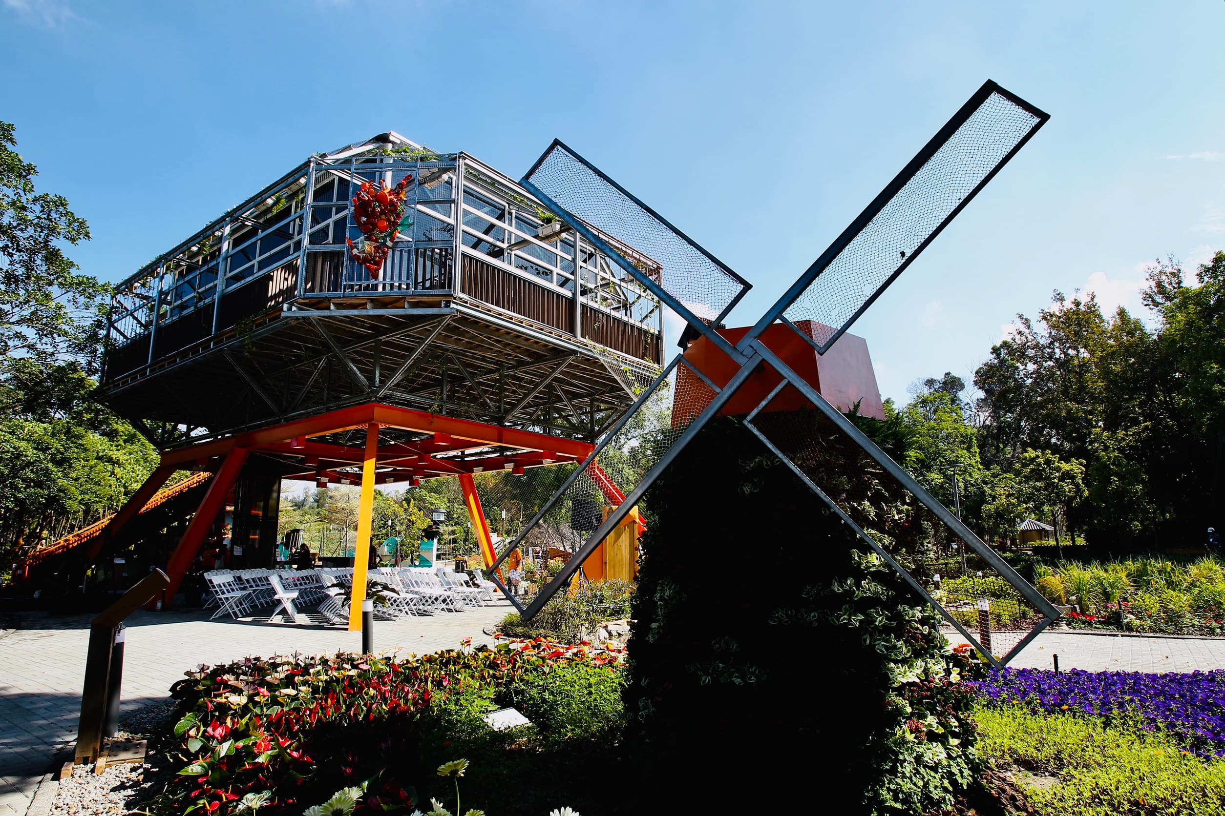台中花博荷蘭館為全台第一座循環建築，展期結束後將移至台糖月眉糖廠永續使用。（業者提供）