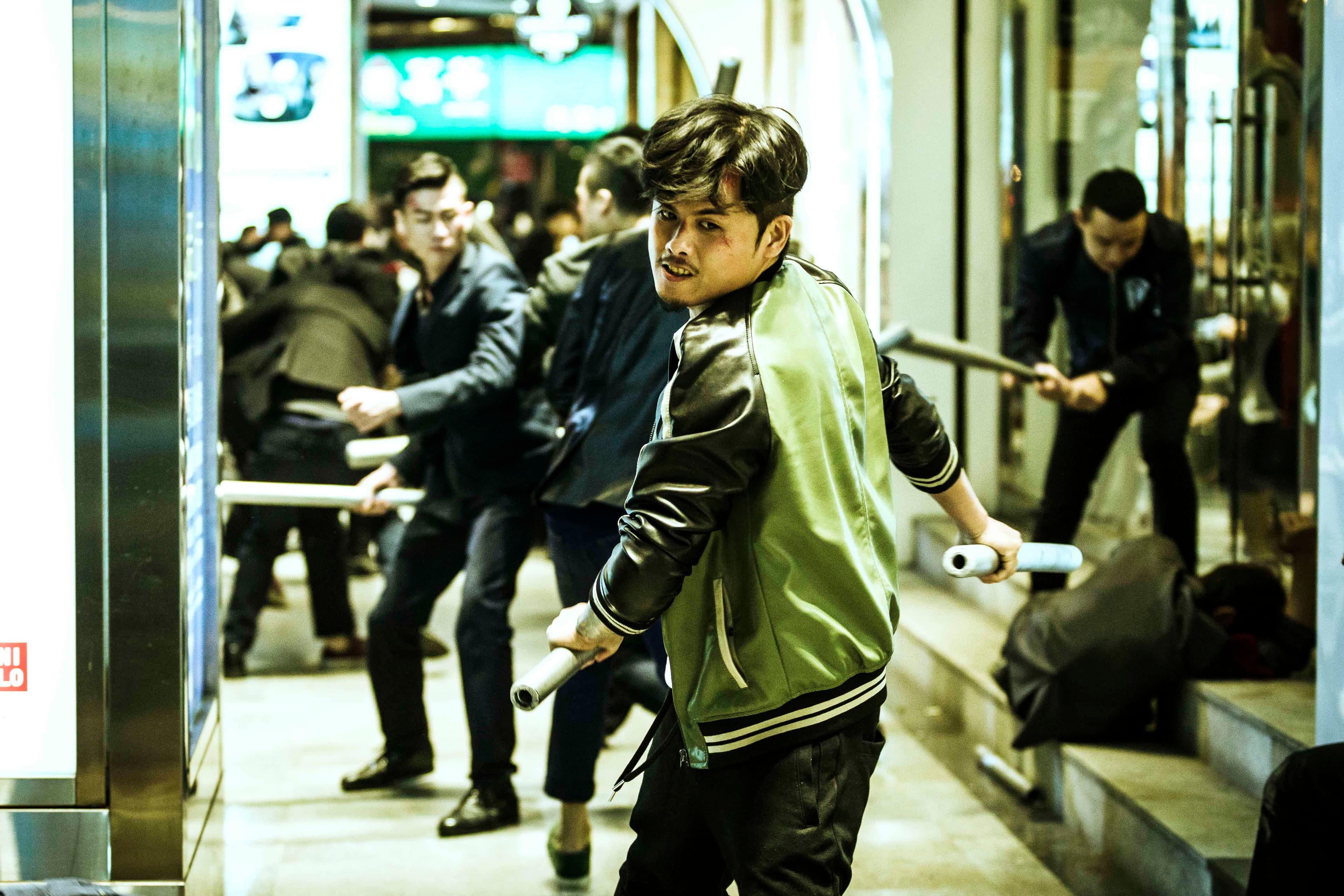 張再興曾經誤入歧途，因此演起流氓絲絲入扣，他在《角頭：王者再起》將小混混「宗保」演得有血有肉，帶動觀眾情緒。（理大多媒體提供）