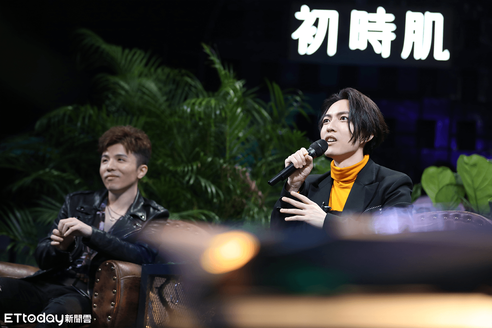 林宥嘉（右）與宋念宇（左）在本週節目中有精彩對唱。（量子娛樂提供）