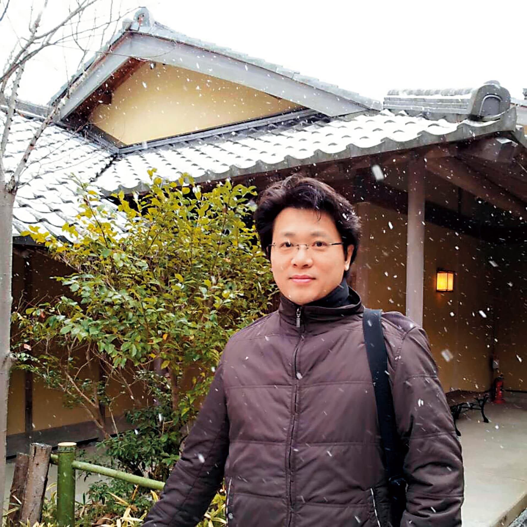 張志鵬接受本刊專訪，透露離婚6年承受外界壓力跟指責，隱忍多時決定為自己發聲捍衛尊嚴。（翻攝自張志鵬微信）