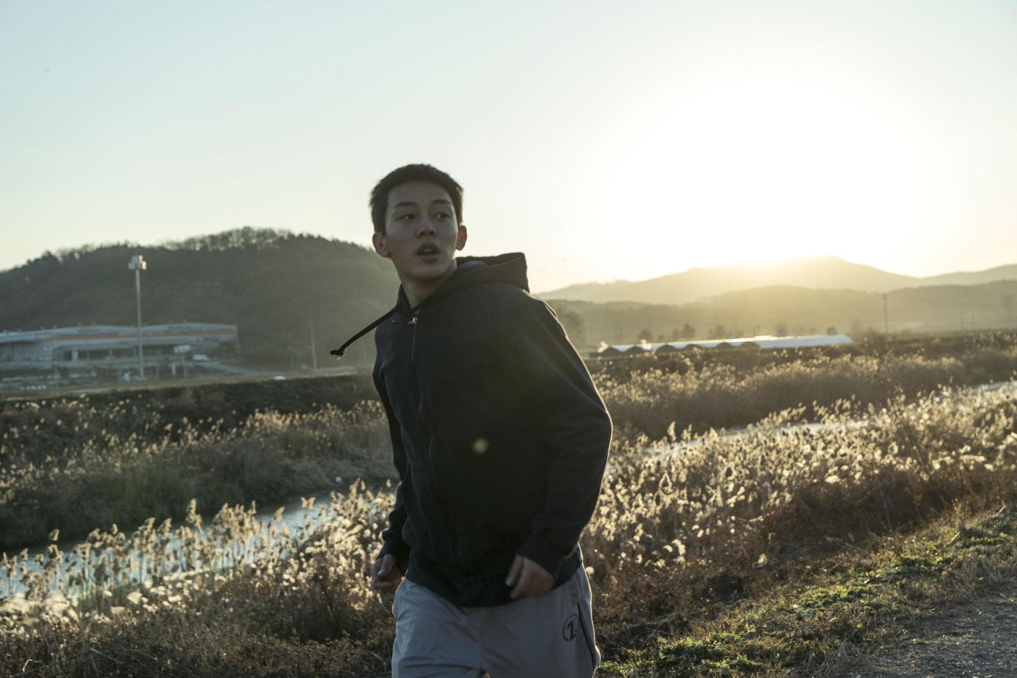劉亞仁主演的《燃燒烈愛》在坎城雖無緣大獎，卻看好入圍奧斯卡外語片最後名單。（華聯提供）