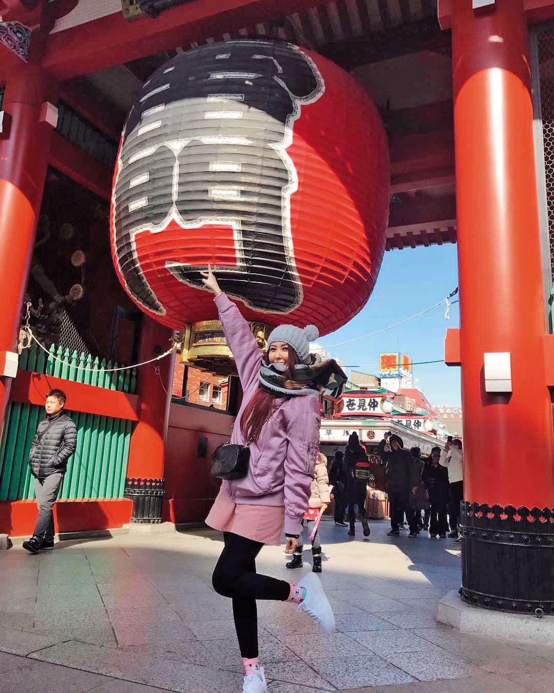 逢年過節愷樂必帶父母出國散心，因此對外匯走勢特別關注。（愷樂提供）