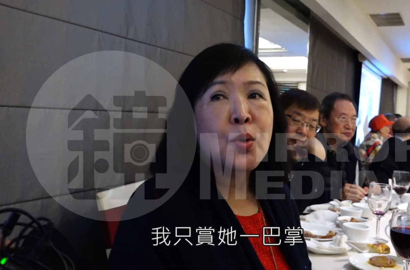 去年1月打了前文化部長鄭麗君一巴掌，資深藝人鄭惠中理直氣壯地說「只是剛好而已」。（本刊資料畫面）