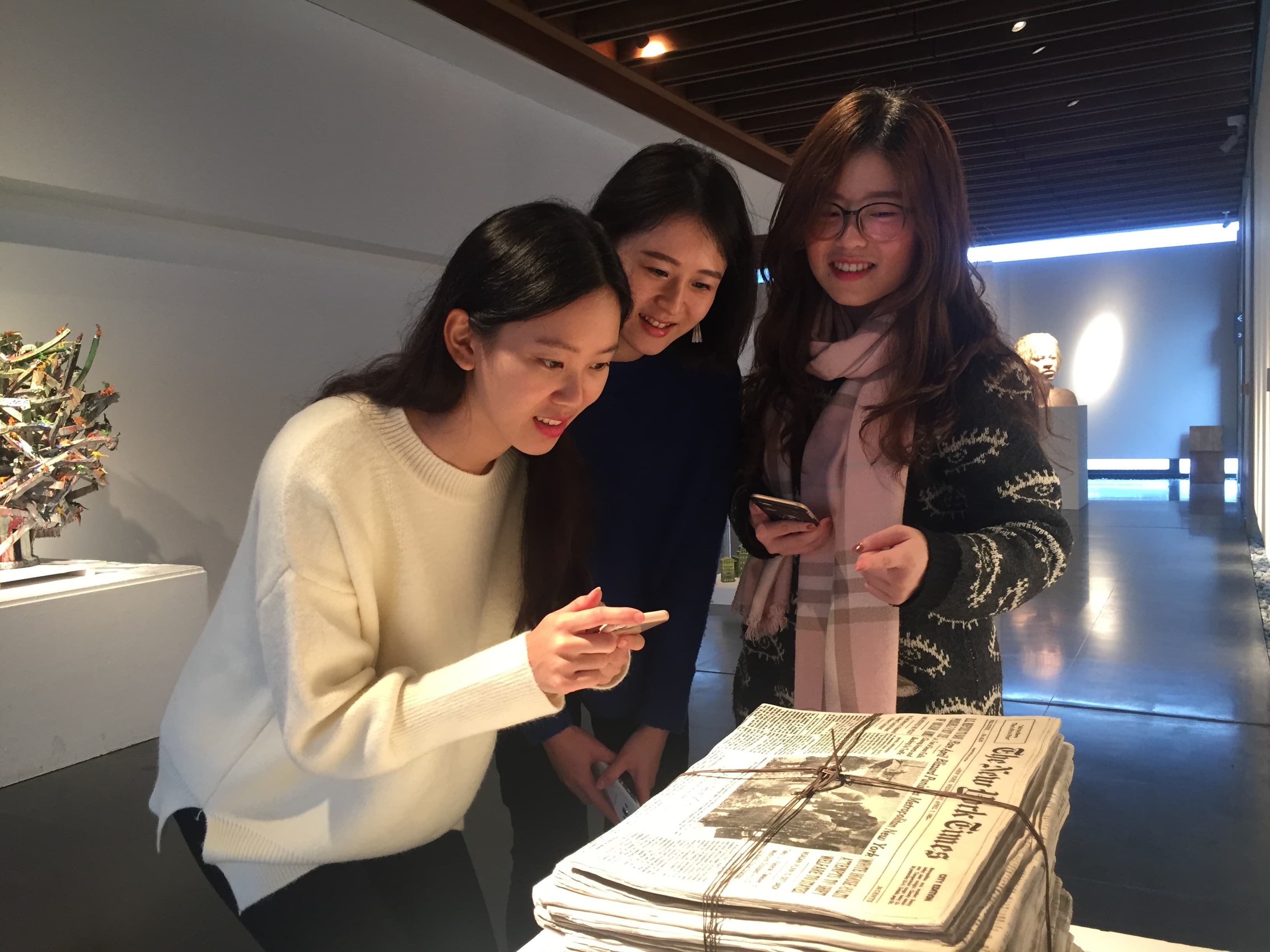 國際陶藝展與實境解謎遊戲，讓看展變得親近又有趣。（陶博館提供） 
