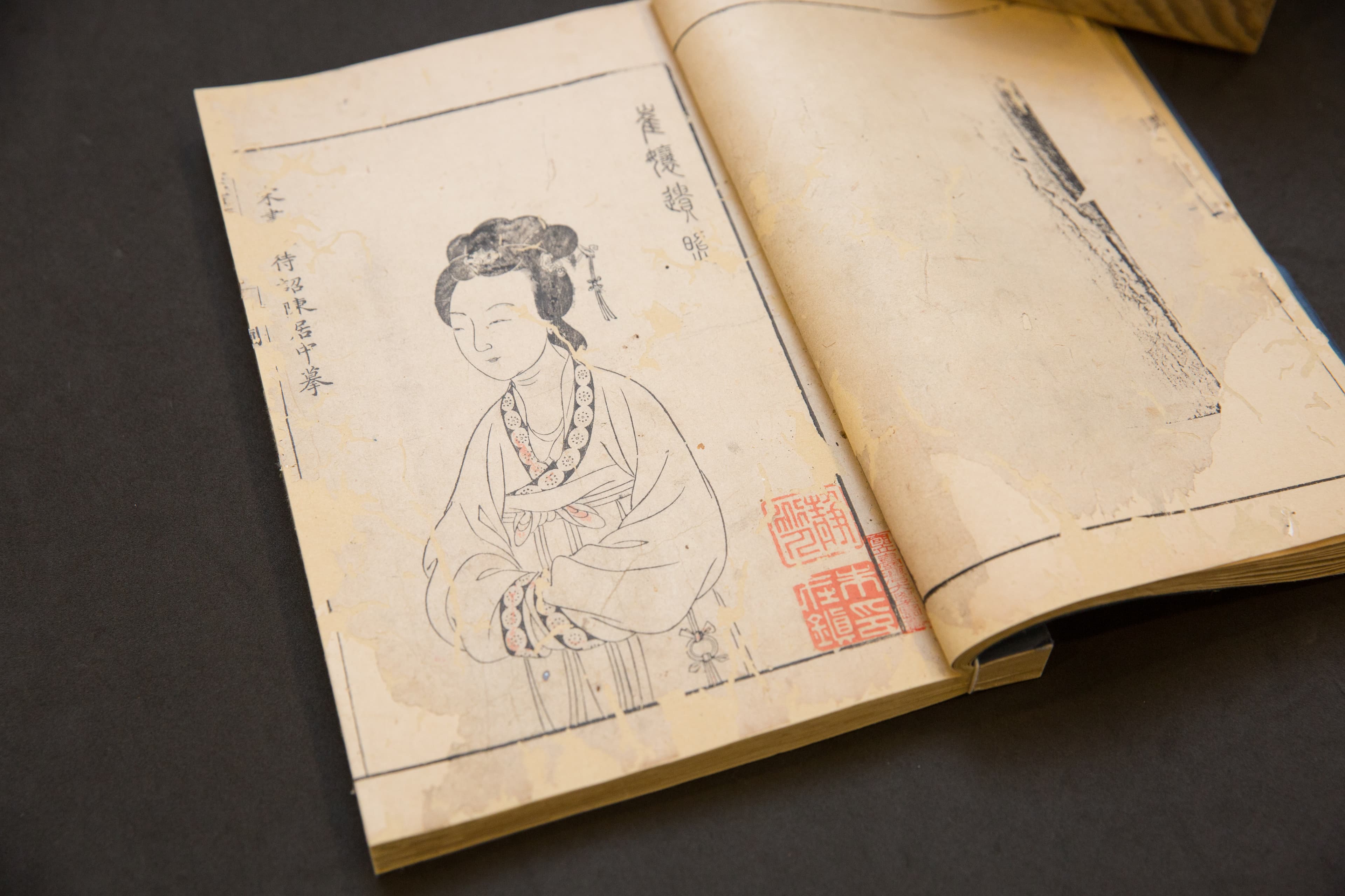 明代萬曆年間《西廂記》的崔鶯鶯木刻版畫。