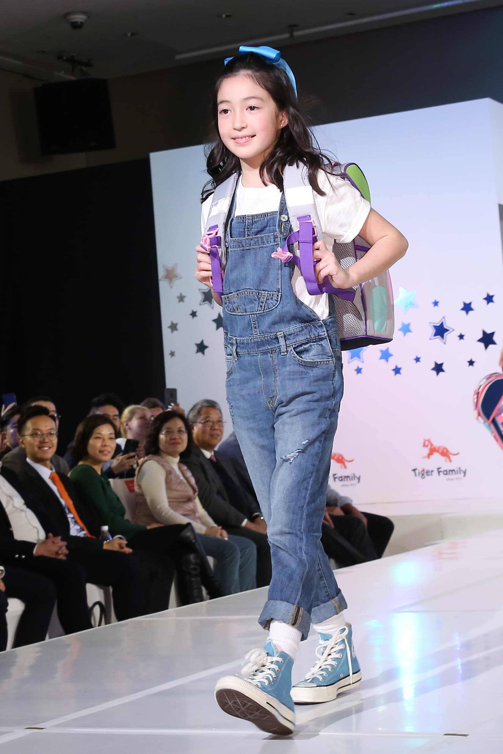 才9歲夏天的身高就暴風抽高達135公分，爸爸夏克立的長腿基因居功厥偉。