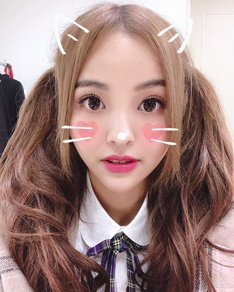 徐凱希舊藝名鴨子，曾為黑澀會美眉成員，參加首屆台灣《超級星光大道》獲11名。（翻攝自徐凱希臉書）