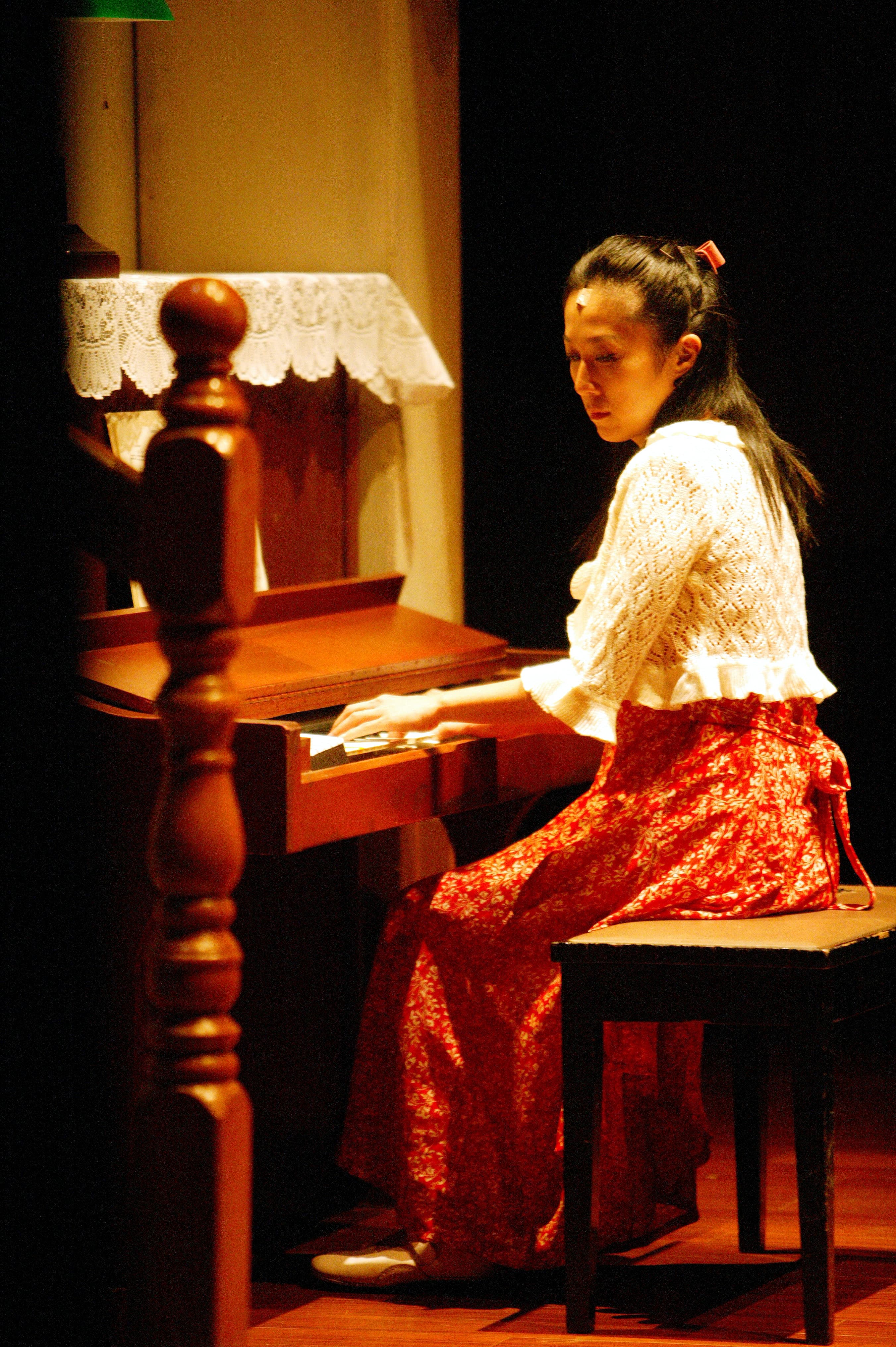 《人間條件二》製作人李永豐感謝黃韻玲等已經是Super Star地位的演員們，還願意配合加演。（綠光劇團提供）