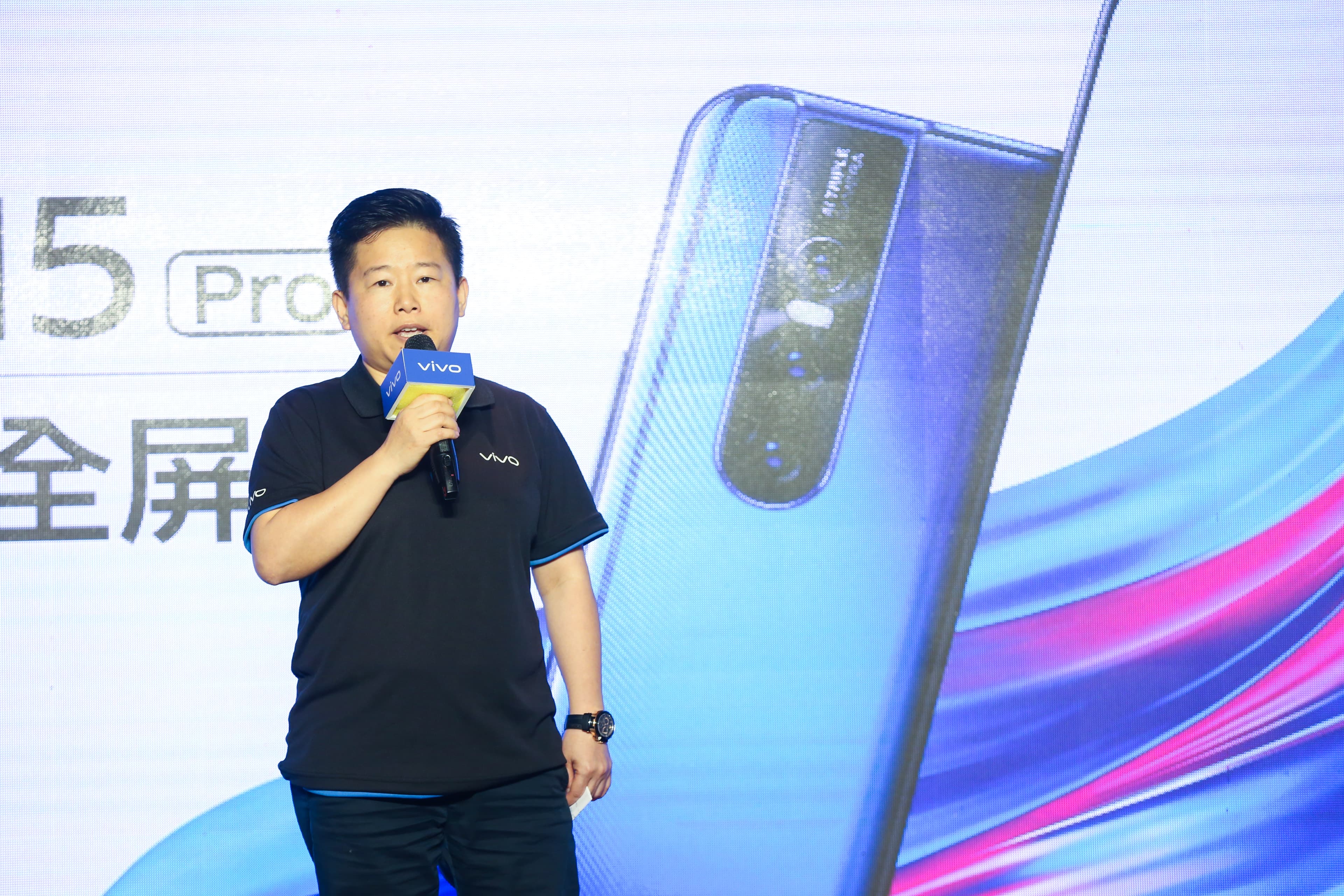 vivo台灣分公司總經理陳娟表示將加強台灣布局力道，下半年要開專門店。