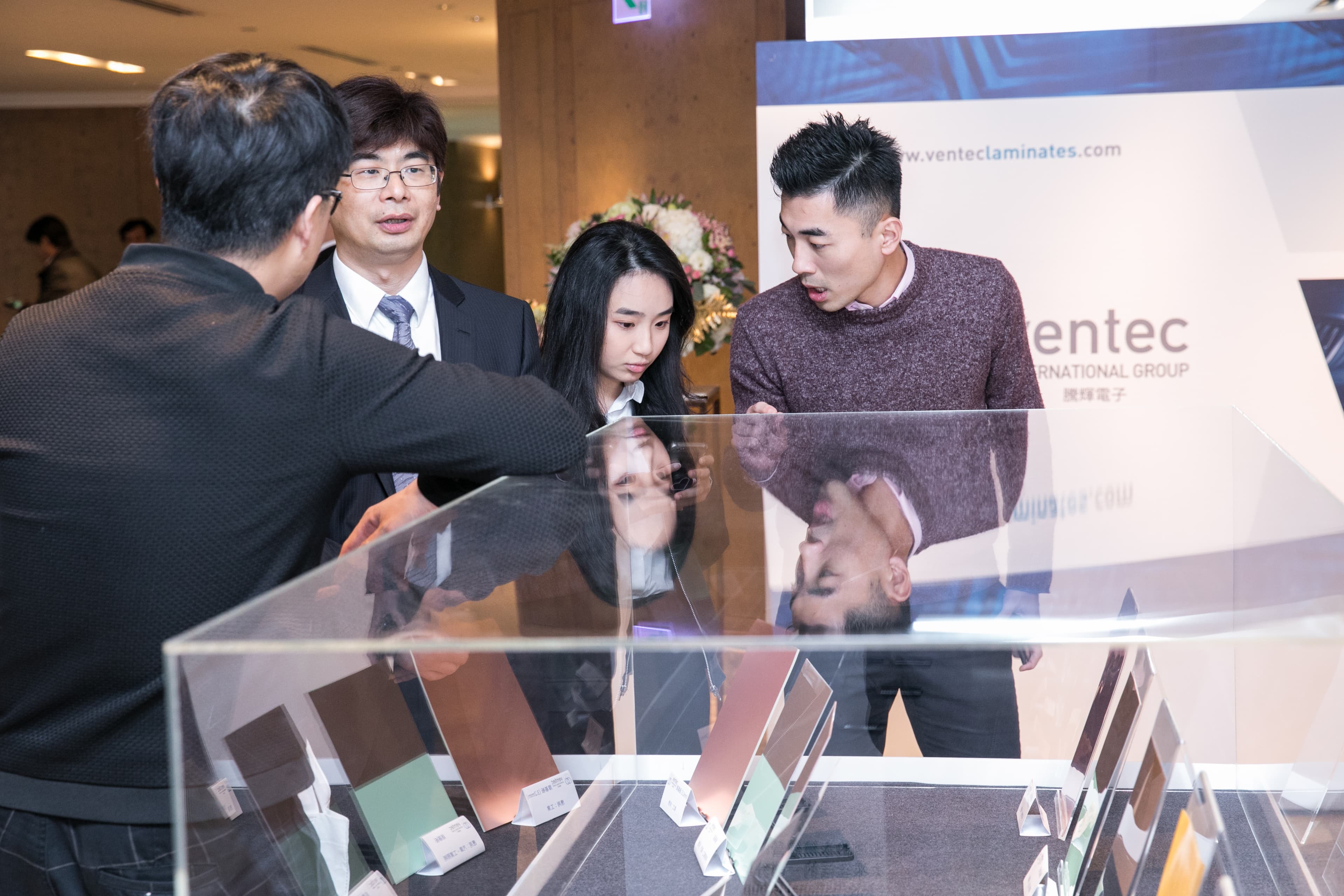 從低階到高階應用板材一應具全，騰輝電子產品多樣化，可提供客戶一條龍服務。（騰輝電子提供）
