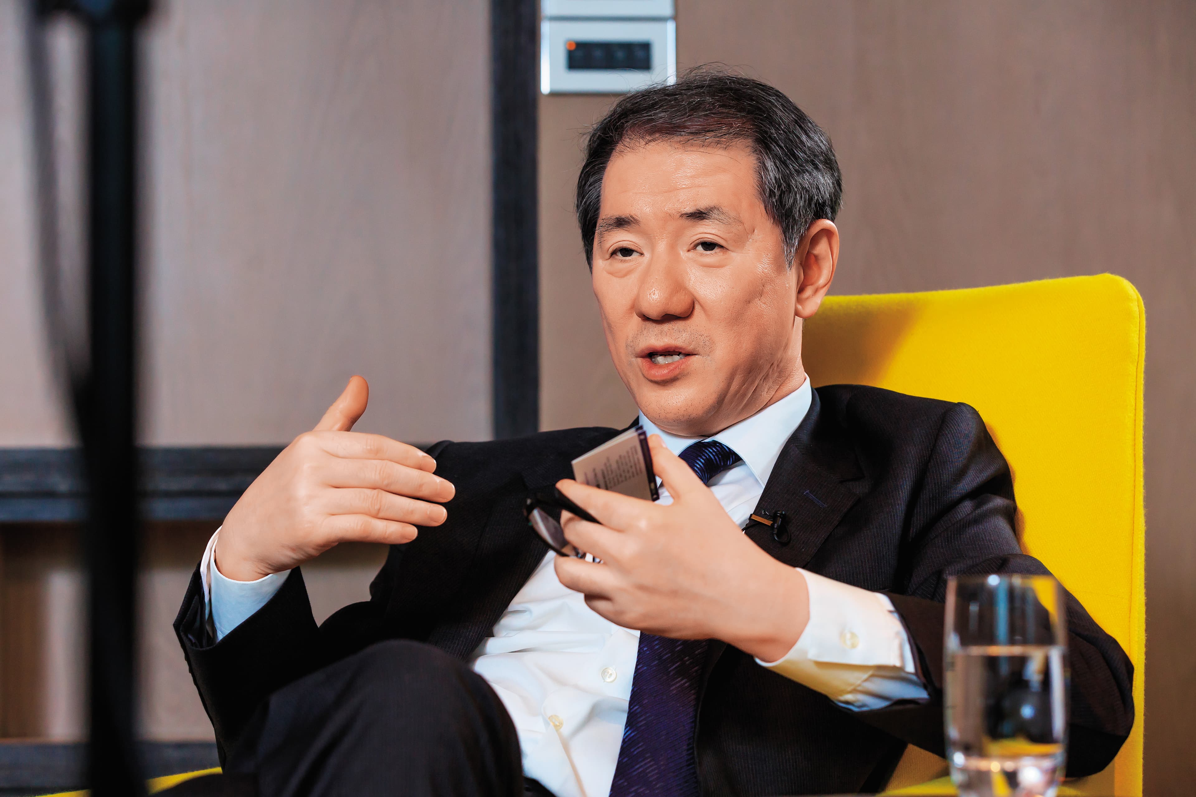 于品海強調他是依法投標，相信台灣是個依法行政的地方。